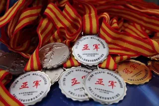 18分优势赢下生死战，中国男篮惊险晋级世预赛第二阶段